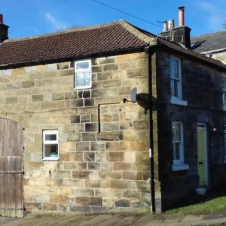 Corner * Whitby